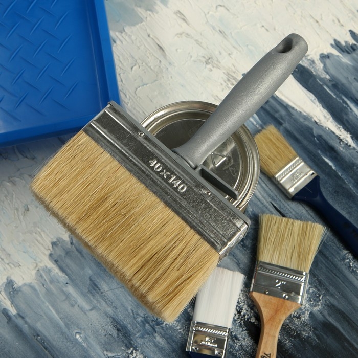 Кисть-макловица ТУНДРА, натуральная щетина, пластиковая рукоятка, 40х140 мм Кисть-макловица ТУНДРА, натуральная щетина, пластиковая рукоятка, 40х140 мм