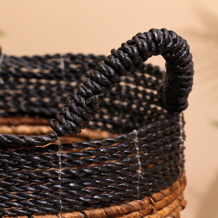 Корзина плетёная 25х25х27 см Корзина плетёная 25х25х27 см