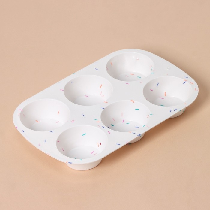 Форма для выпечки KONFINETTA «Фигуры. Круг», силикон, 28×18×3,5 см, 6 ячеек (d=7,5 см), цвет белый Форма для выпечки KONFINETTA «Фигуры. Круг», силикон, 28×18×3,5 см, 6 ячеек (d=7,5 см), цвет белый