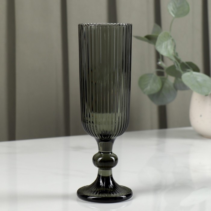 Бокал для шампанского стеклянный Magistro «Грани», 150 мл, 5,5×18,5 см, цвет графит Бокал для шампанского стеклянный Magistro «Грани», 150 мл, 5,5×18,5 см, цвет графит