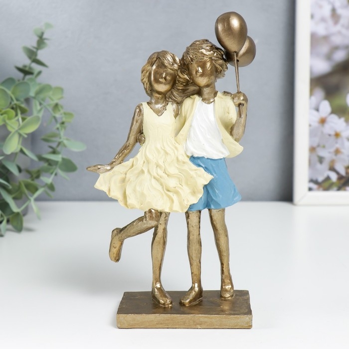 Сувенир полистоун  Сувенир полистоун "Детишки с воздушными шариками, в жёлтых нарядах" 20х5х10 см