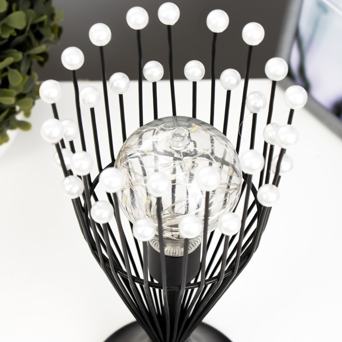 Ночник Ночник "Кубок" LED от батареек ААА чёрный 10х10х26,5 см RISALUX