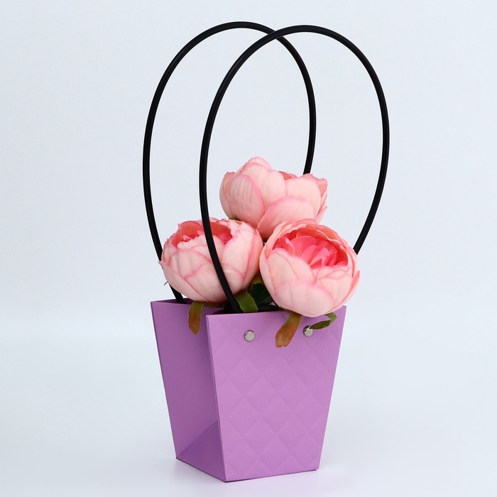 Сумка для цветов тиснение розовый влагостойкая, 12x12-8x8-12.5 см Сумка для цветов тиснение розовый влагостойкая, 12x12-8x8-12.5 см