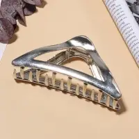 Крабик для волос &laquo;Глянец&raquo;, треугольник, 10&times;4.5 см, серебристый