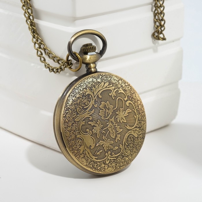 Карманные кварцевые часы «Римские цифры», на цепочке 80 см Карманные кварцевые часы «Римские цифры», на цепочке 80 см