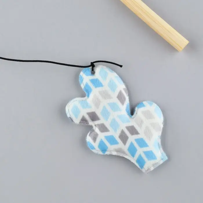 Дразнилка с игрушкой и шуршалкой «Коралл», 7 см Дразнилка с игрушкой и шуршалкой «Коралл», 7 см