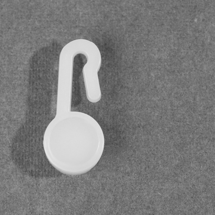 Крючок для штор, 27 × 12 мм, 120 шт, цвет белый Крючок для штор, 27 × 12 мм, 120 шт, цвет белый