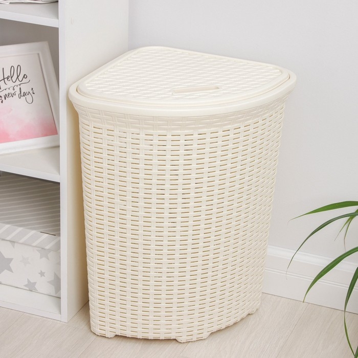Корзина для белья угловая с крышкой «Ротанг», 60 л, 40×40×58 см, цвет слоновая кость Корзина для белья угловая с крышкой «Ротанг», 60 л, 40×40×58 см, цвет слоновая кость