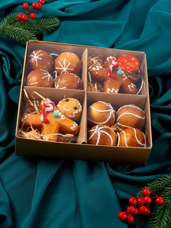 Набор украшений пластик 10 шт "Печенье"  d-6 см и 9,5х12 см, коричневый