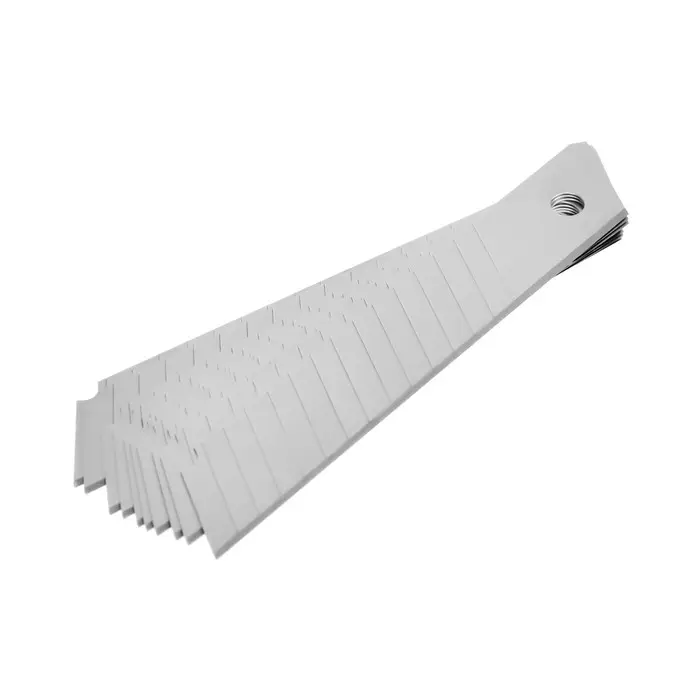 Лезвия для ножей ТУНДРА, многосегментные, 18 мм, 10 шт. Лезвия для ножей ТУНДРА, многосегментные, 18 мм, 10 шт.