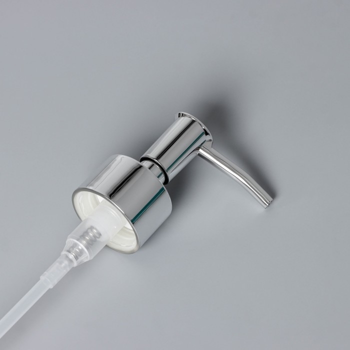 Помпа для дозатора, пластик, диаметр резьбы 28 мм, длина палочки 20 см, цвет серебристый Помпа для дозатора, пластик, диаметр резьбы 28 мм, длина палочки 20 см, цвет серебристый