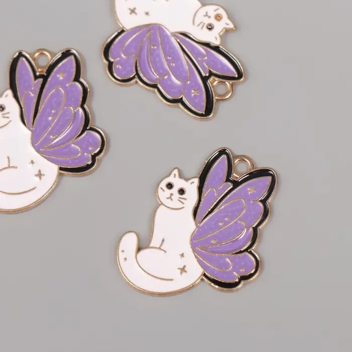 Декор для творчества металл, эмаль Декор для творчества металл, эмаль "Котик с крыльями бабочки" бело-фиолетовый 2,8х2,4 см