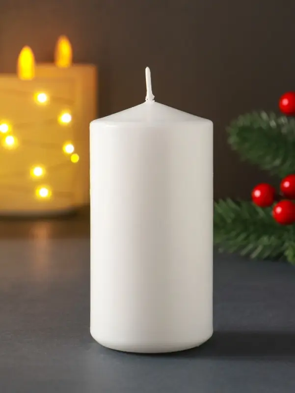 Свеча столб 50х100мм с декором, конь, белая Свеча столб 50х100мм с декором, конь, белая