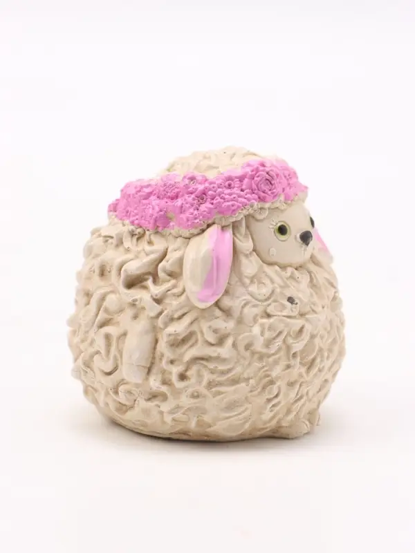 Фигурка декоративная &laquo;Овечка Юля&raquo;, 6&times;6 см, слоновая кость