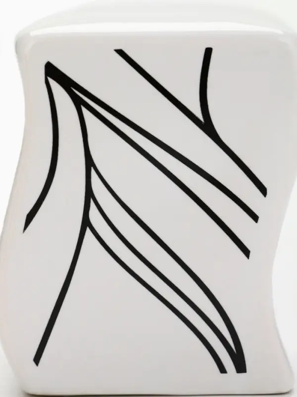 Солонка и перечница &laquo;Линии&raquo;, 100 мл