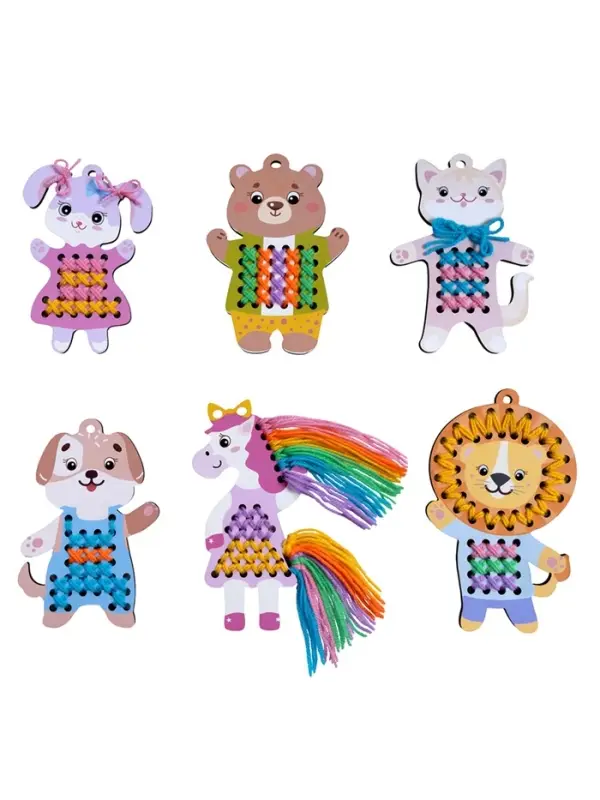 Набор для творчества. Вышивка по деревянным трафаретам "Весёлые друзья"