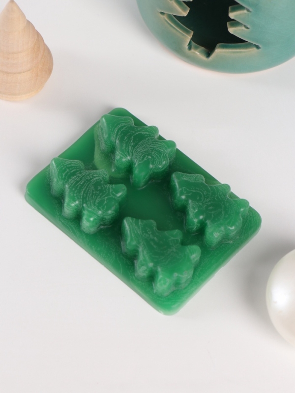 Набор: аромалампа для эфирных масел, мелтсы из воска ароматические «Ёлочка», зелёная, 7.5×7.5×8 см Набор: аромалампа для эфирных масел, мелтсы из воска ароматические «Ёлочка», зелёная, 7.5×7.5×8 см