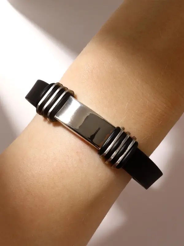 Браслет унисекс &laquo;Стиль&raquo; прямоугольник с тройными вставками, цвет чёрный с серебром, 23 см