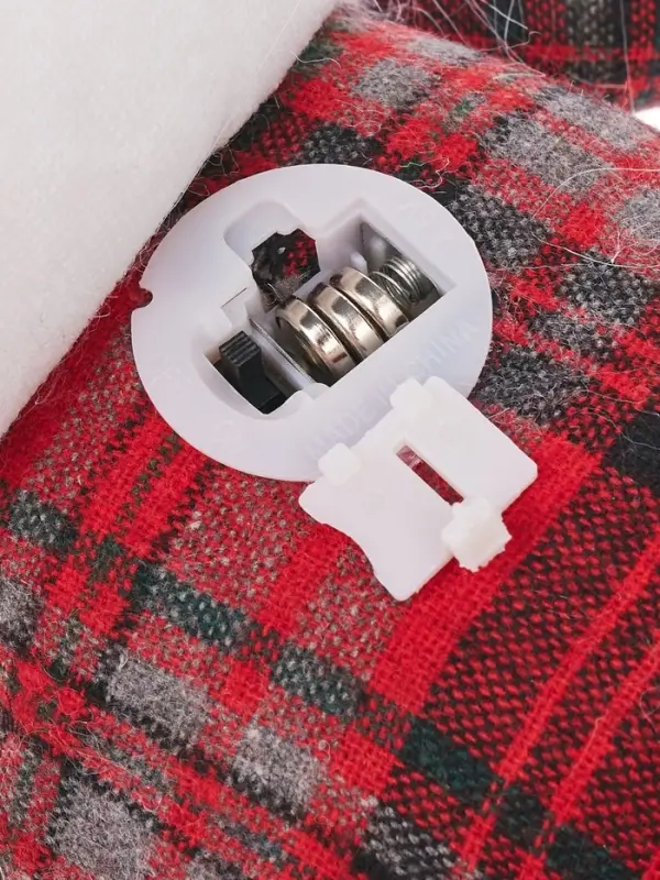 Фигура текстиль «Гном в красном» 55 см, 1 LED, от батареек AG13×3, свечение тёплое белое Фигура текстиль «Гном в красном» 55 см, 1 LED, от батареек AG13×3, свечение тёплое белое