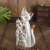 Сувенир дерево "Три белые кошечки" 5х14х25 см