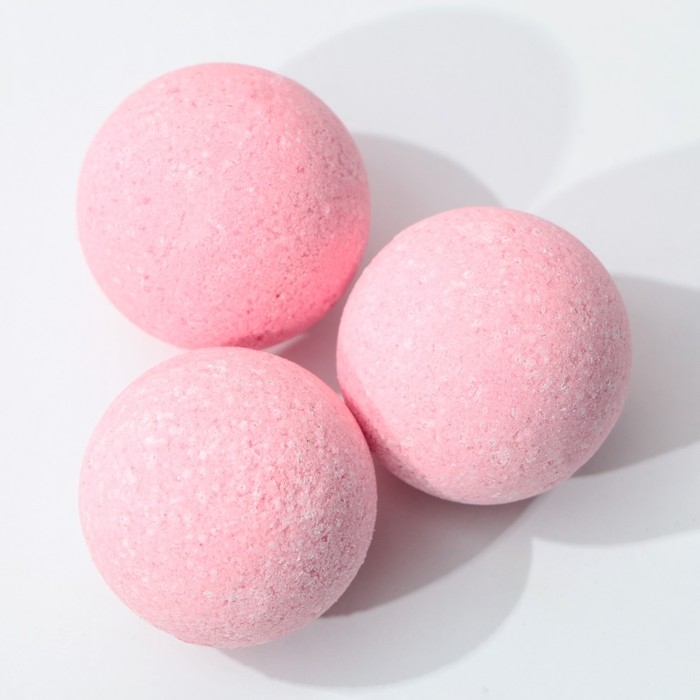 Набор бомбочки для ванны ЧИСТОЕ СЧАСТЬЕ «С 8 Марта!», 3х40 г