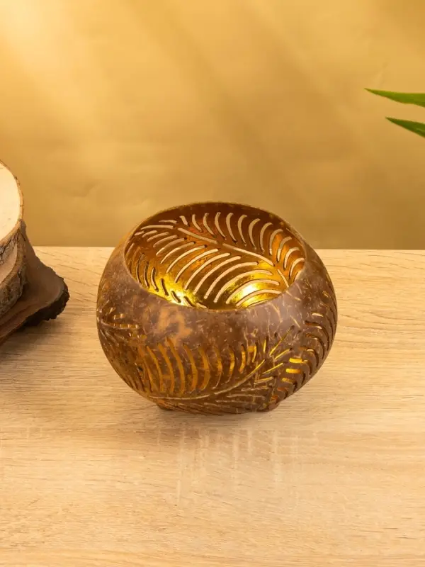 Подсвечник из кокоса, 15×15×13 см, коричневый