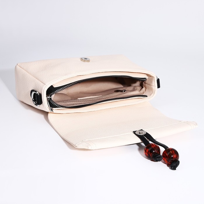Сумка-мессенджер на магнитах, цвет бежевый Сумка-мессенджер на магнитах, цвет бежевый