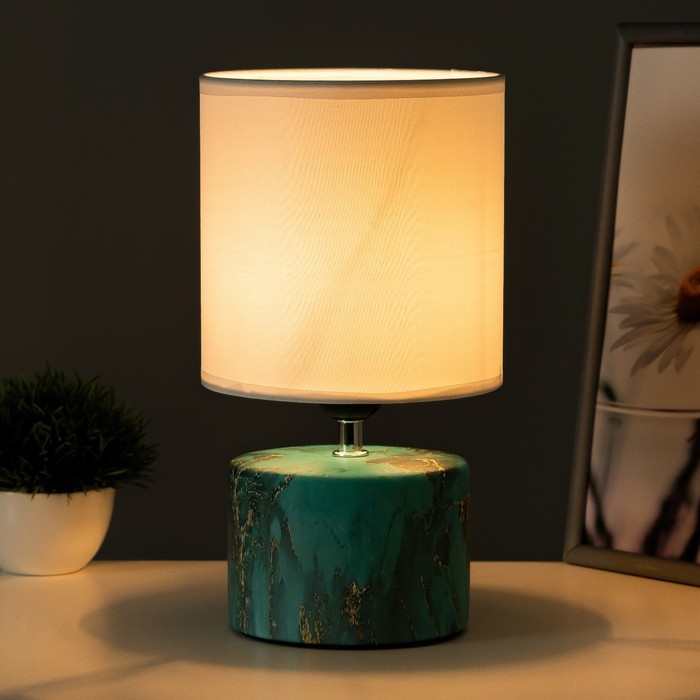 Настольная лампа Настольная лампа "Сафари К" Е27 40Вт лазурный 12,5х12,5х29 см RISALUX