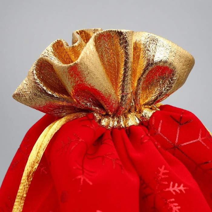 Мешочек подарочный замша «Поздравляю от души», снежинки, тиснение, 20 х 30 см +/- 1.5 см, Новый год