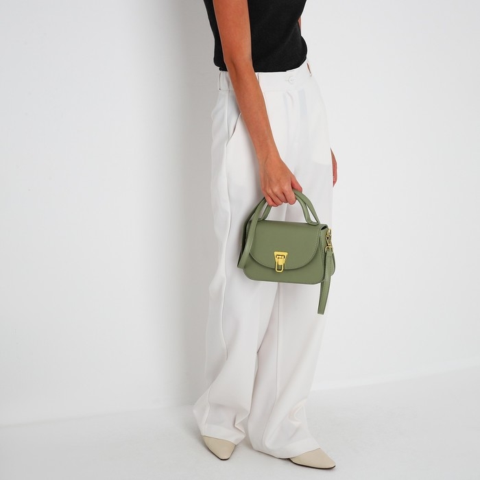 Сумка-мессенджер на клапане, цвет зелёный Сумка-мессенджер на клапане, цвет зелёный