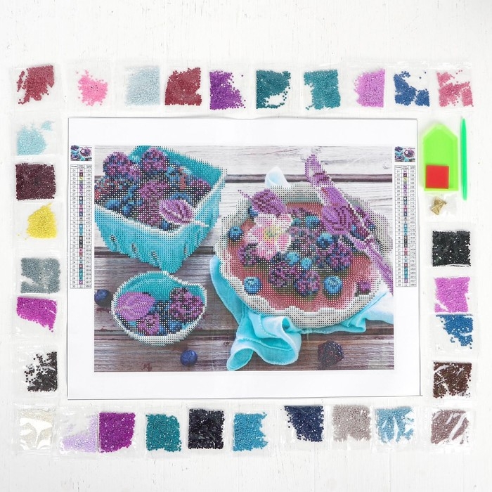 Алмазная мозаика круглыми стразами с частичным заполнением «Ягоды», 30 х 40 см. Набор для творчества Алмазная мозаика круглыми стразами с частичным заполнением «Ягоды», 30 х 40 см. Набор для творчества