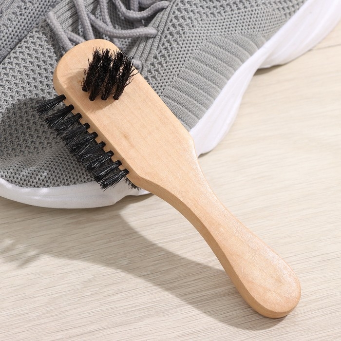 Щётка для одежды и обуви трёхсторонняя, 17×5,5×4,5 см Щётка для одежды и обуви трёхсторонняя, 17×5,5×4,5 см