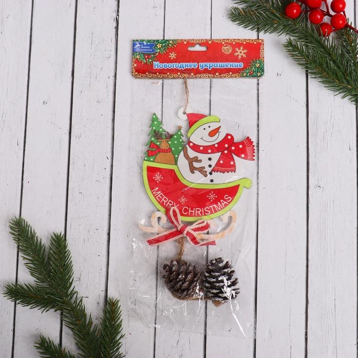Украшение ёлочное Украшение ёлочное "Сани с шишками" снеговик 10х23 см