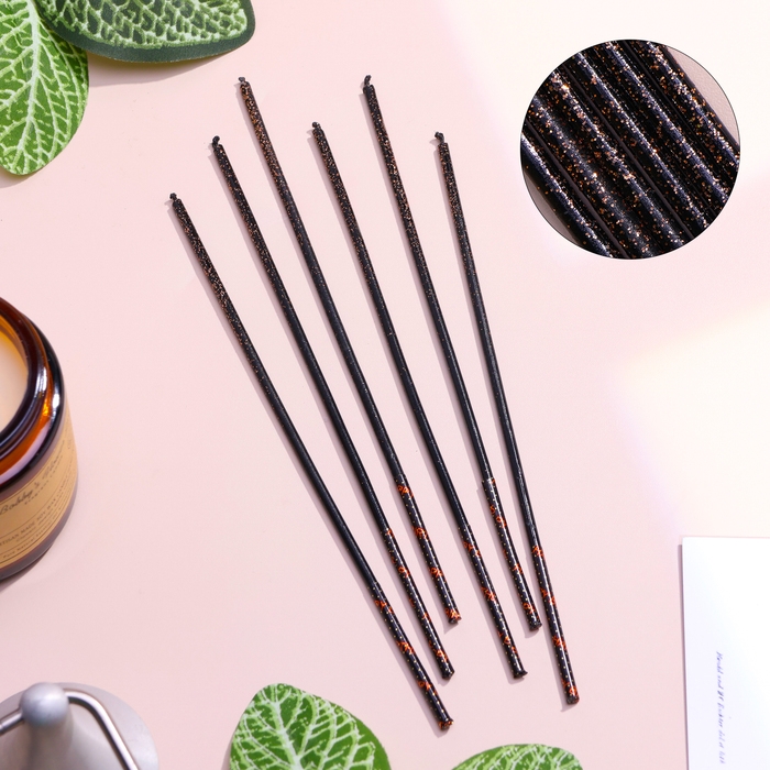 Набор свечей в торт, 6 штук Набор свечей в торт, 6 штук "Сияние", черный с золотом, 17 см