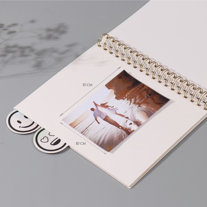 Фотоальбом на спирали 20 листов  Фотоальбом на спирали 20 листов "Облака" объёмный элемент + 4 вкладки 24х24 см