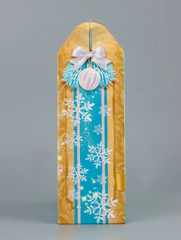 Подарочная коробка новогодняя Светлый праздник 17 х 7 х 25,5 см