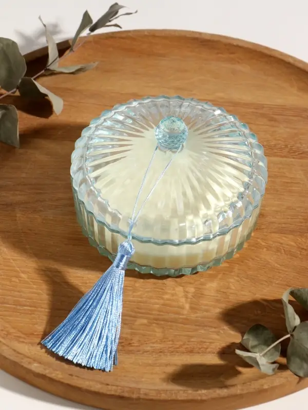 Свеча ароматическая в шкатулке Свеча ароматическая в шкатулке "Голубая" 3 фитиля аромат колокольчики 13,3х13,3х9,5 см