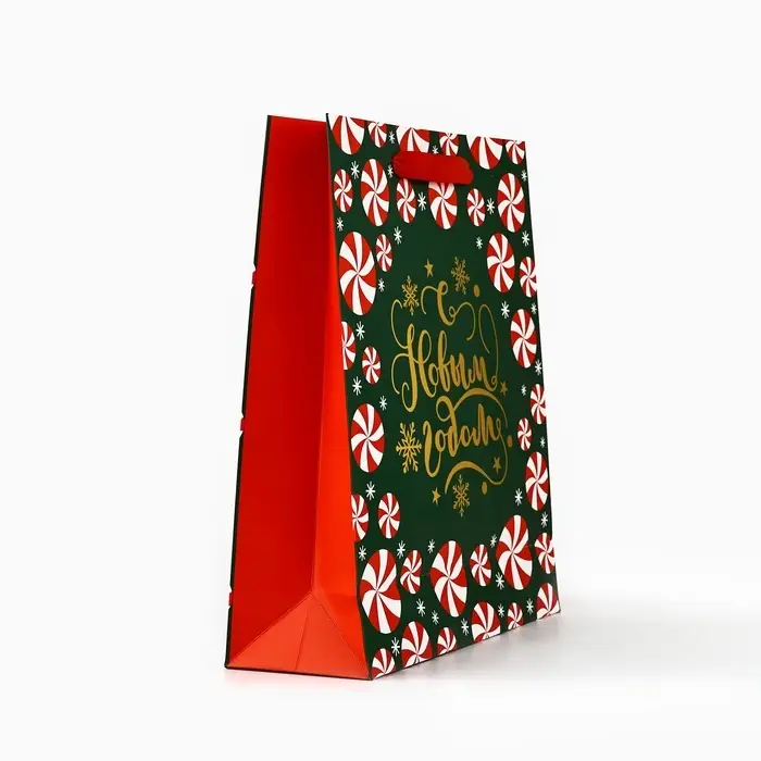 Пакет подарочный новогодний ламинированный &laquo;Новогодние чудеса&raquo;, тиснение, M 30&times;26&times;9 см