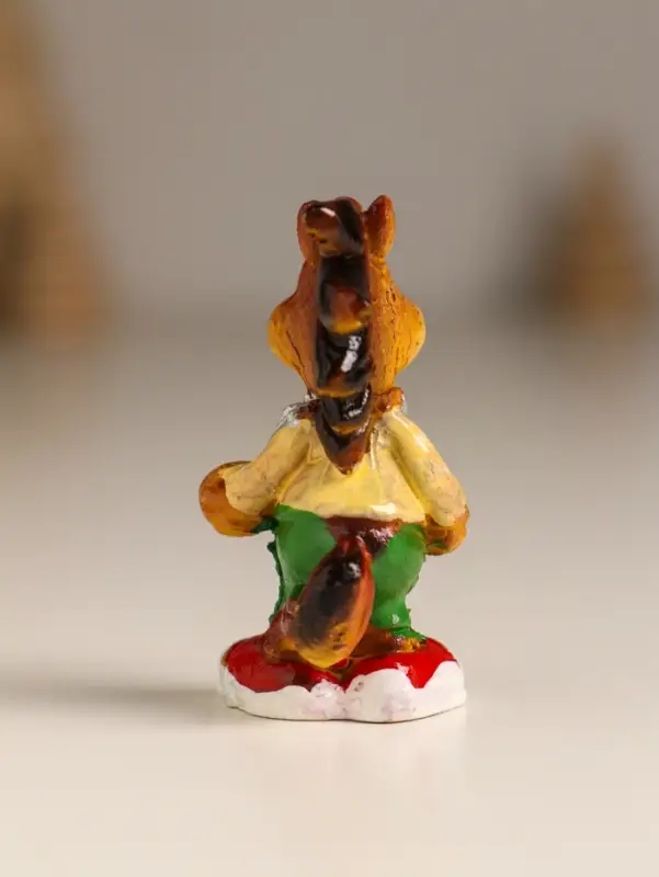 Сувенир полистоун Сувенир полистоун "Конь в спортивном костюме" МИКС 3,3х2,3х5 см