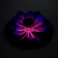 Садовый светильник для водоемов 28 х 28 х 9 см на солнечной бат-е "Лотос" фиол-ый N010