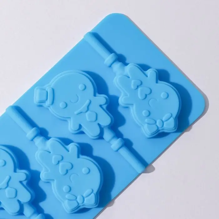 Форма для леденцов Доляна «Девочка, мальчик», силикон, 24×9,5 см, 6 ячеек, с палочками, цвет МИКС Форма для леденцов Доляна «Девочка, мальчик», силикон, 24×9,5 см, 6 ячеек, с палочками, цвет МИКС