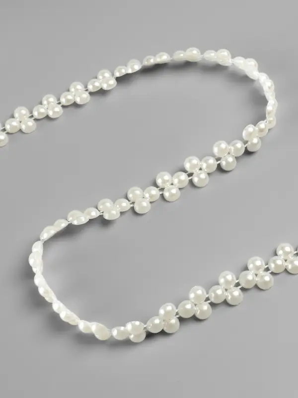 Жемчуг на нитях, плоский, 10 мм, 9&plusmn;1 м, белый