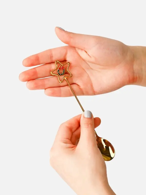 Ложки с подвесами новогодние «Тепла и уюта», подарочный набор 2 шт., 15.8×2.5 см Ложки с подвесами новогодние «Тепла и уюта», подарочный набор 2 шт., 15.8×2.5 см