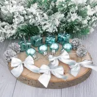 Ёлочные игрушки &laquo;Сюрприз&raquo;, набор 16 шт. (4 шара, 4 банта, 4 подарка, 4 шишки), серебристый/голубой