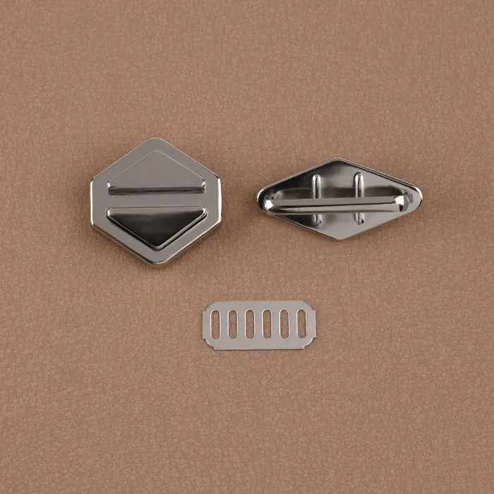Застёжка для сумки, 3.1×3.1 см, цвет серебряный Застёжка для сумки, 3.1×3.1 см, цвет серебряный