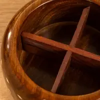 Ваза для конфет "Ассорти" 15х15х10 см, дерево шишам Ваза для конфет "Ассорти" 15х15х10 см, дерево шишам