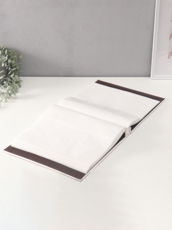 Фотоальбом на 500 фото 10х15 см Фотоальбом на 500 фото 10х15 см "Фигурное обрамление" кожзам, в коробке 5,5х32,5х34 см