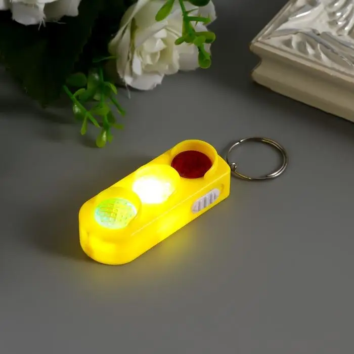 Фонарик брелок для ключей на кольце «Светофор», МИКС Фонарик брелок для ключей на кольце «Светофор», МИКС