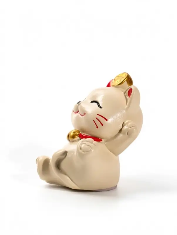 Фигурка &laquo;Манэки-нэко с красным ушком - непоседа&raquo;, набор 4 шт. 5.2&times;3.8&times;4.5 см
