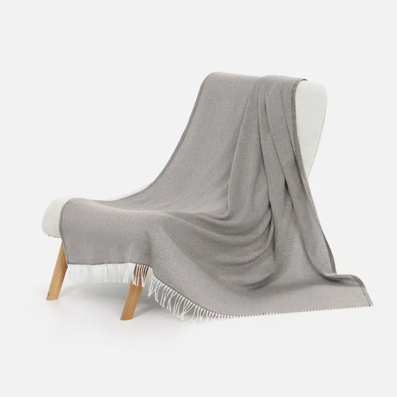 Плед &laquo;Гирвас&raquo;, темно-бежевый